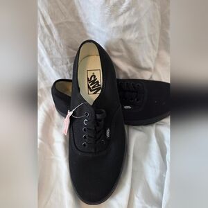 Vans Men's Classic Black Sneakers